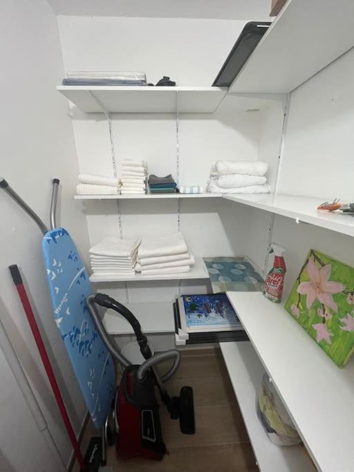 Familienwohnung Neben Dem See,Messe Und Europapark Offenburg Bagian luar foto