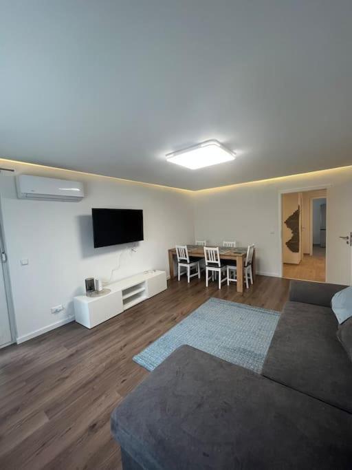 Familienwohnung Neben Dem See,Messe Und Europapark Offenburg Bagian luar foto