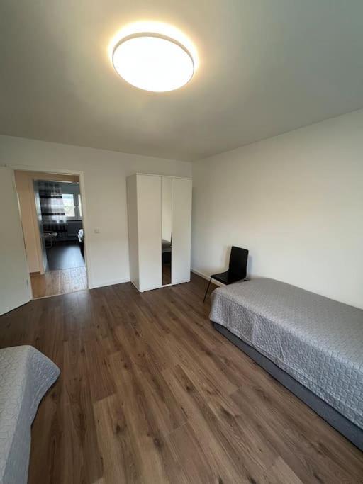 Familienwohnung Neben Dem See,Messe Und Europapark Offenburg Bagian luar foto