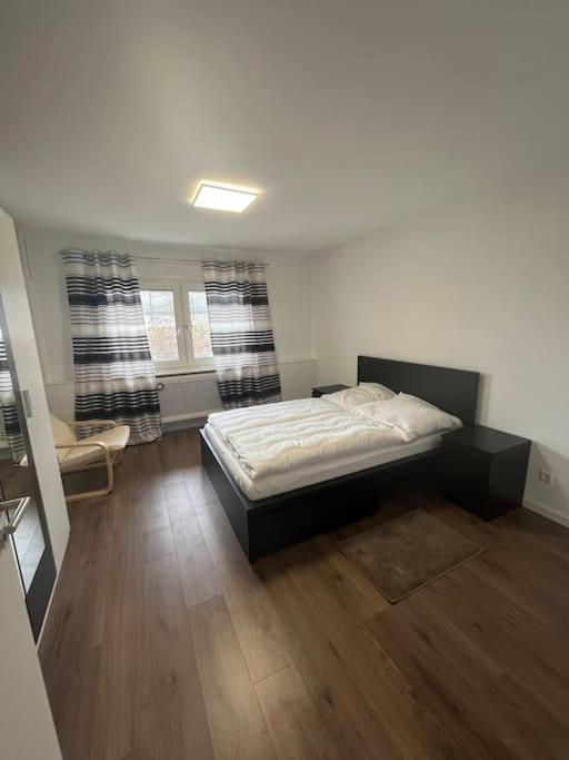 Familienwohnung Neben Dem See,Messe Und Europapark Offenburg Bagian luar foto